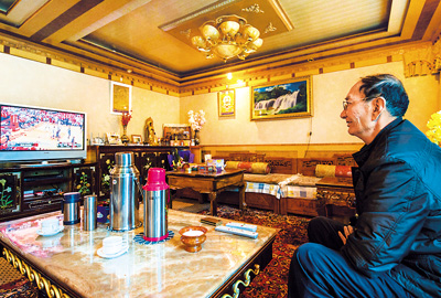 旧西藏贵族：格桑罗布的65年