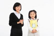 七岁男童被锁阅读室 呼救无果坠亡