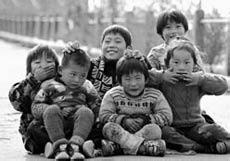 关爱留守儿童过&ldquo;六﹒一&rdquo;