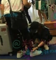 虐遍单身狗 644给576卷裤腿