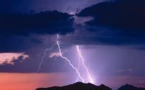 北京气象台发布雷电蓝色预警 15时有雷阵雨