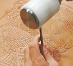 四川绵竹年画创新：皮雕年画创意足