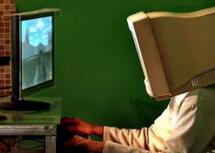 学生通宵玩游戏头晕 医生从他脑里拔出“白萝卜”