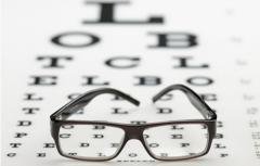 中国近视人口高达4.5亿 &ldquo;整体视觉健康&rdquo;迫在眉睫