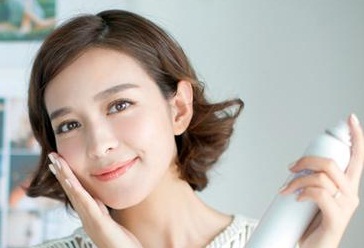 空调房太干涩 肌肤需要一场美腻 “雾”会