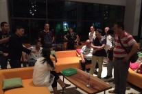 中国游客泰国游拒加项目 导游甩团睡酒店大厅