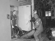 揭秘遗体搬运工：一天洗20多遍手 绝不说再见