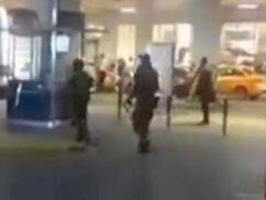 土耳其最大城市机场发生两起爆炸 近50人死亡