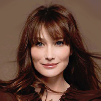 法国前第一夫人自曝不会乘除法 最爱傍晚时光