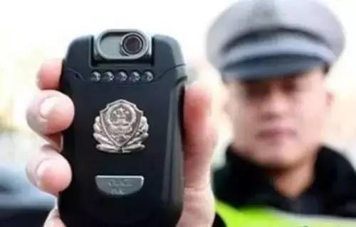 执法记录仪对公民和警察都是保护