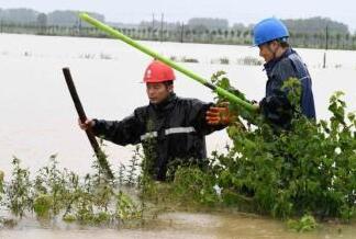 强降雨已致安徽1053万人受灾 29人遇难