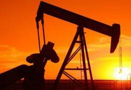 美油涨2.1%布油收高2.4% 受美元汇率走低推动