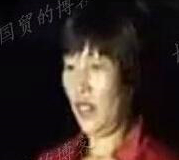 赵本山前妻近况曝光 离婚后摆摊卖袜子