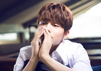 马天宇《手花》MV预告片曝光 正式版MV即将上线