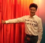 田亮为自己蜡像揭幕瞬间惊呆 网友评论真污