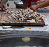 盛夏时节羊汤飘香