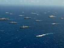 环太军演上演40舰大编队：我舰与美核航母混编