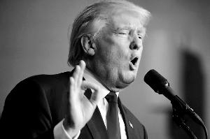 股神巴菲特力挺希拉里：我能让特朗普&ldquo;跌停&rdquo;