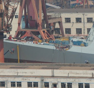 中国船厂同时建造8艘052D