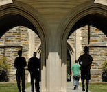 赴美中国学生文化融入的挑战