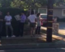 宝强陷离婚战 导游带人参观其美国房产