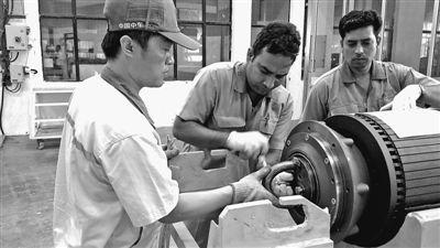 中国高铁制造企业在南亚地区首个铁路工厂投产