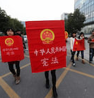 把权力之虎关进制度之笼需要一把锁