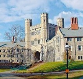 阿富汗美国大学遭袭 致15死45伤