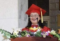 女院长被“起底”背后的话语权逻辑