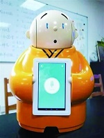 龙泉寺网红 “贤二机器僧”背后的故事