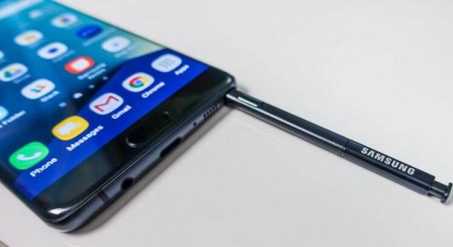 智能手机的物理按键正在回潮