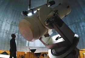 中国首次观测到地球“杀手”小行星 或直冲地球