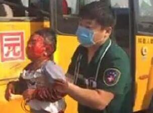 河南睢县发生一起校车事故已致13人受伤