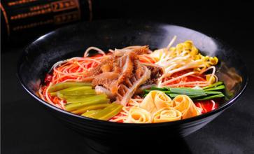 4个重庆人1人患高血压 小面火锅烧烤是祸首