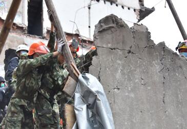 温州民房倒塌现场已搜救出26人 其中20人遇难