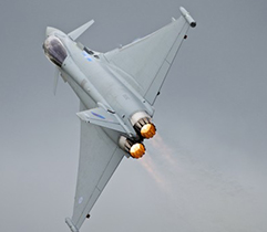 英国首度在日、韩部署战斗机