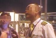 机长带乘客下机被解职 12名乘客终止行程