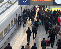 2017春运时间确定 大年三十火车票12月29日开抢