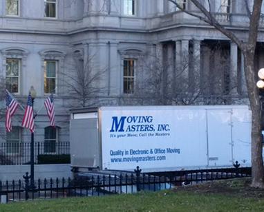 搬家卡车现身白宫 奥巴马一家将告别8年住所