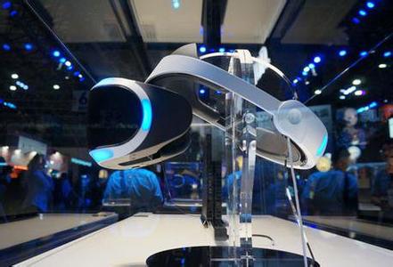 七成VR体验店“赔本赚吆喝” 产业化应用尚需时日