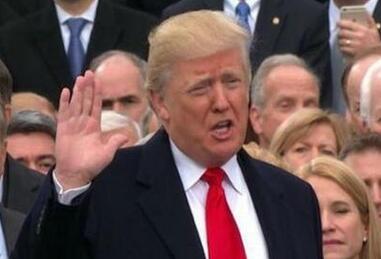 特朗普在华盛顿宣誓就任美国第45任总统