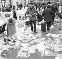 韩国机场变垃圾场赖中国游客？韩媒：机场也有问题