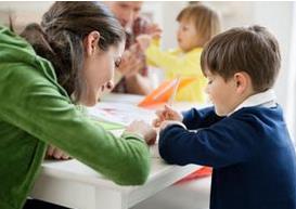 中国家庭现低龄留学热 留学消费向工薪家庭延伸