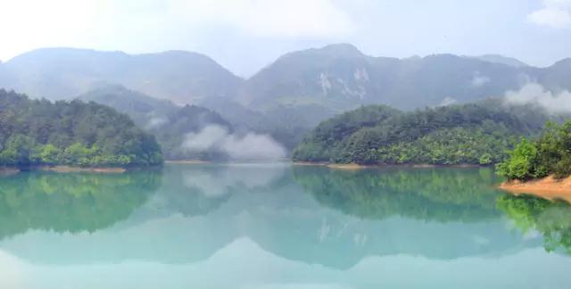 《多彩贵州风》巡演暨毕节旅游推介会深圳举行