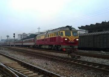 全国铁路运行图将调整 火车票暂售至4月13日