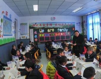 语文教材个别课文被指杜撰 人教社称现有教材将被替换