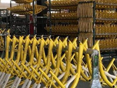 从垂暮到疯狂：一个3.6万人的单车小镇的“一夜复活”