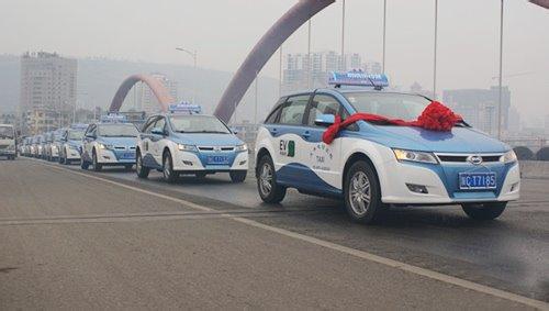 推动换电式出租车迎来“第二春”