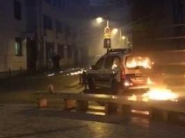 中国公民被法国警察枪杀 华人悼念起冲突变骚乱