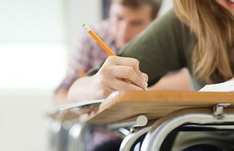 留学生日益增多 大多数人心理是个大问题